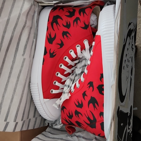 MCQ Alexander McQueen Swallow Swarm Vulcanized HiTop Sneaker Unisex M7/W9 3040 - Picture 10 of 13